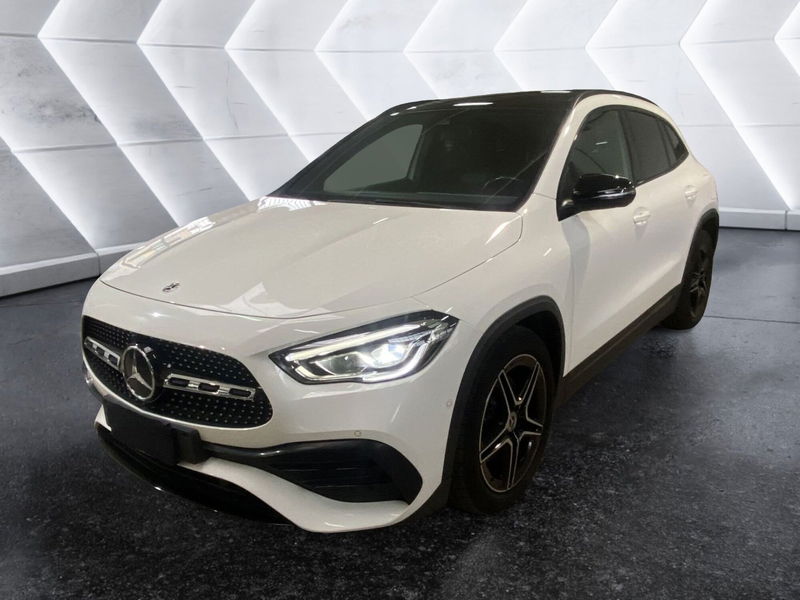 Mercedes-Benz GLA SUV 200 d Automatic Premium del 2023 usata a Napoli Mercedes-Benz GLA SUV 200 d Automatic Premium del 2023 usata a Napoli