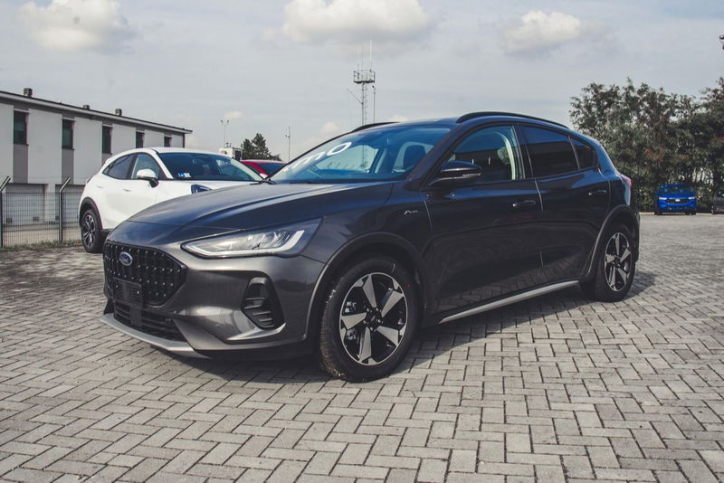 Ford Focus 1.0 EcoBoost Hybrid 125 CV 5p. Active nuova a Casale Monferrato