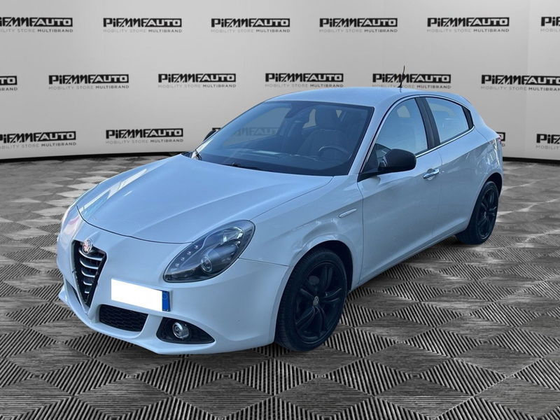 Alfa Romeo Giulietta 1.6 JTDm-2 Distinctive del 2015 usata a Medesano