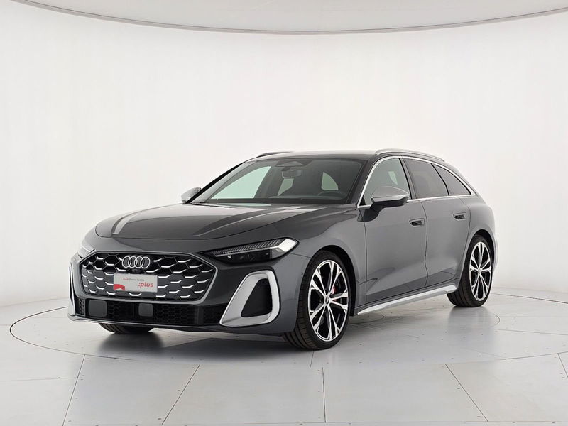 Audi A5 Avant 2.0 e-hybrid S line edition quattro 367cv s-tronic del 2024 usata a Alba