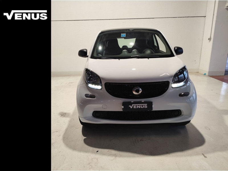smart Fortwo 70 1.0 twinamic Youngster del 2019 usata a Milano smart Fortwo 70 1.0 twinamic Youngster del 2019 usata a Milano