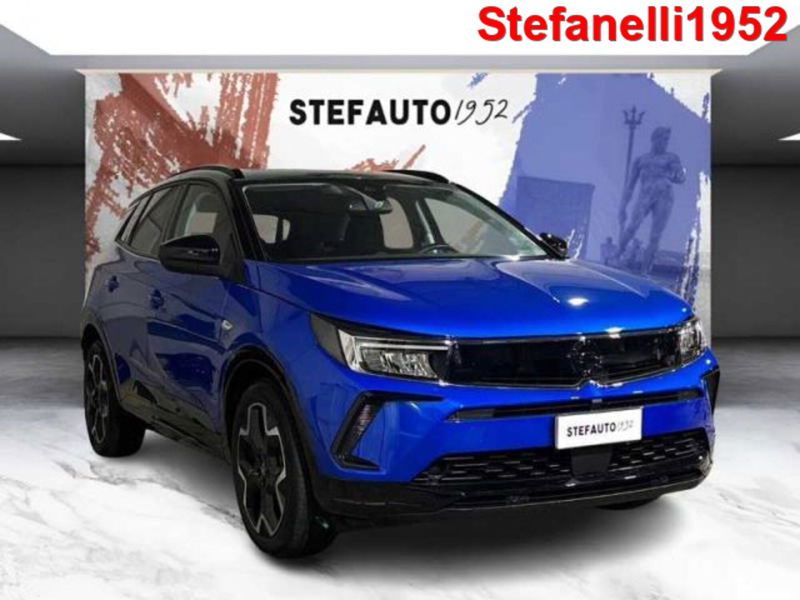 Opel Grandland 1.2 GS s&s 130cv del 2023 usata a Bologna