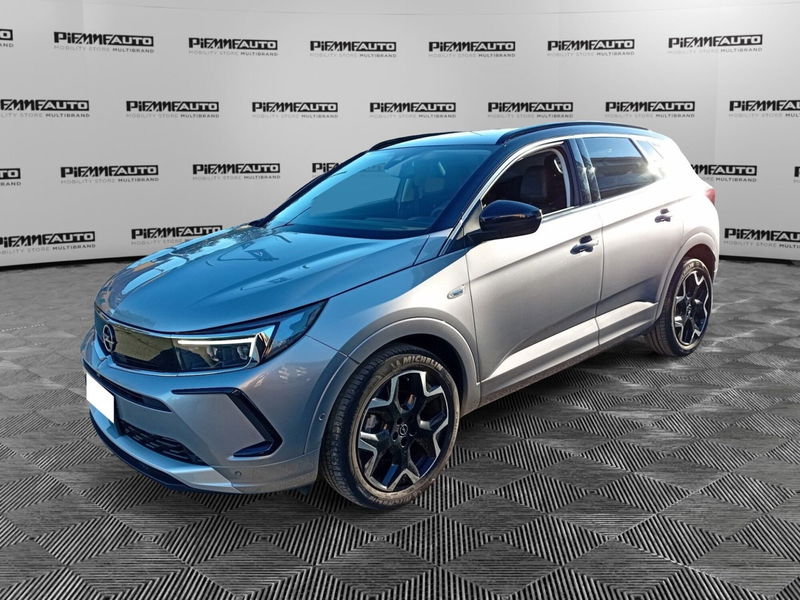 Opel Grandland 1.5 ecotec Ultimate s&s 130cv at8 del 2024 usata a Medesano