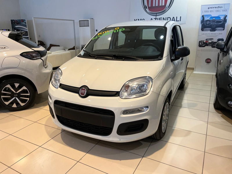 Fiat Panda Cross Cross 1.0 FireFly S&S Hybrid nuova a Milano Fiat Panda Cross Cross 1.0 FireFly S&S Hybrid nuova a Milano