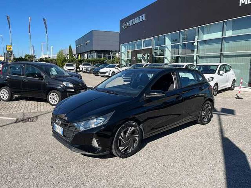 Hyundai i20 1.2 mpi Connectline mt del 2021 usata a Empoli Hyundai i20 1.2 mpi Connectline mt del 2021 usata a Empoli