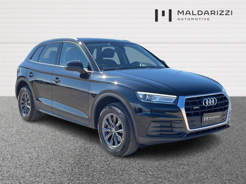 Audi Q5 40 TDI quattro Business del 2019 usata a Matera