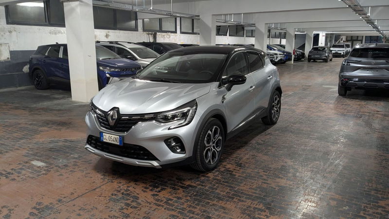 Renault Captur Full Hybrid E-Tech 145 CV Techno del 2022 usata a Milano
