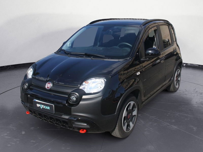 Fiat Panda 1.0 FireFly S&S Hybrid City Cross del 2023 usata a Catania