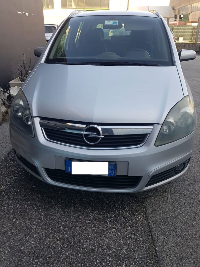 Opel Zafira 1.6 16V Twinport Cosmo del 2006 usata a Masera' di Padova