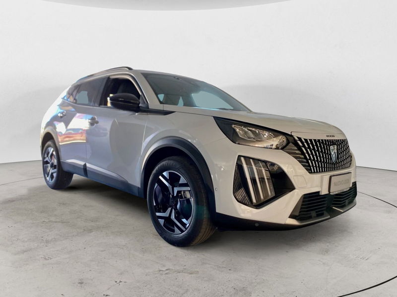 Peugeot 2008 1.2 puretech Active s&s 100cv nuova a Monopoli
