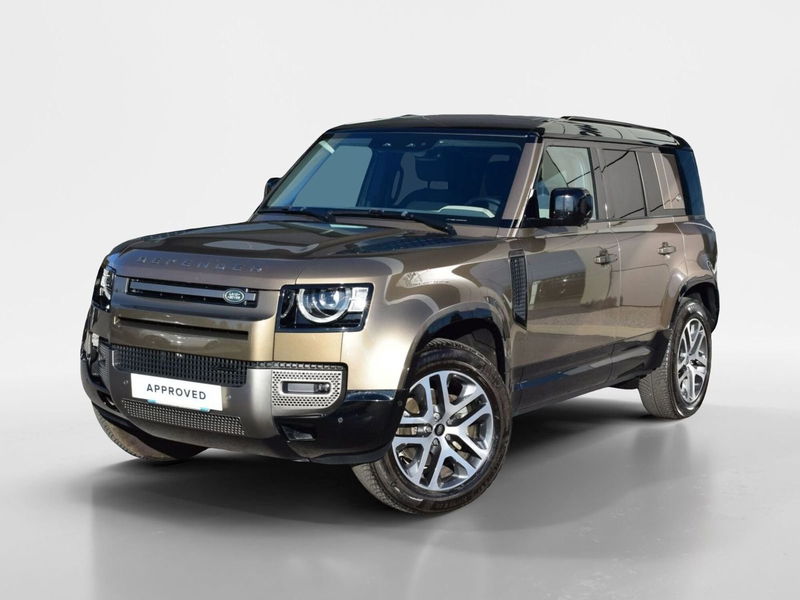 Land Rover Defender 110 3.0d i6 mhev X-Dynamic SE awd 250cv auto del 2022 usata a Cuneo