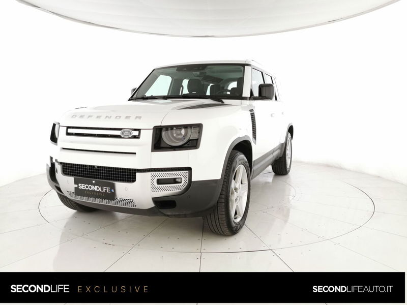 Land Rover Defender 110 3.0d i6 mhev SE awd 200cv auto del 2023 usata a San Giovanni Teatino