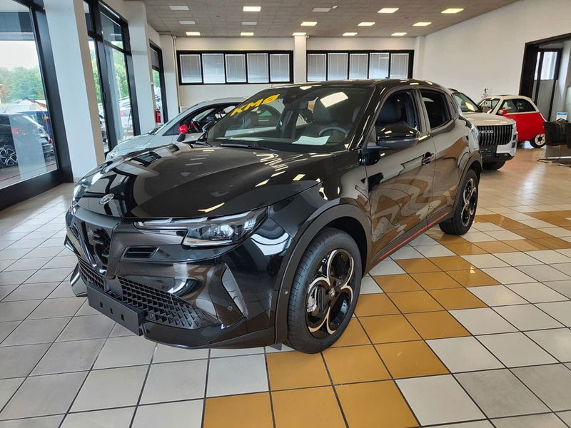 Alfa Romeo Junior 1.2 ibrida Speciale 145cv edct6 nuova a Cirie'