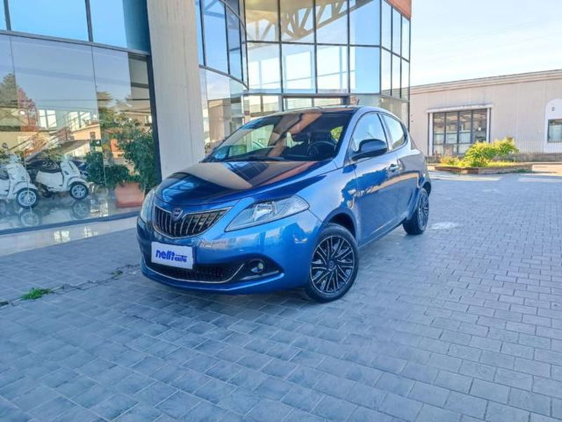 Lancia Ypsilon 1.0 FireFly 5 porte S&S Hybrid Gold Plus del 2022 usata a Castelfranco di Sotto