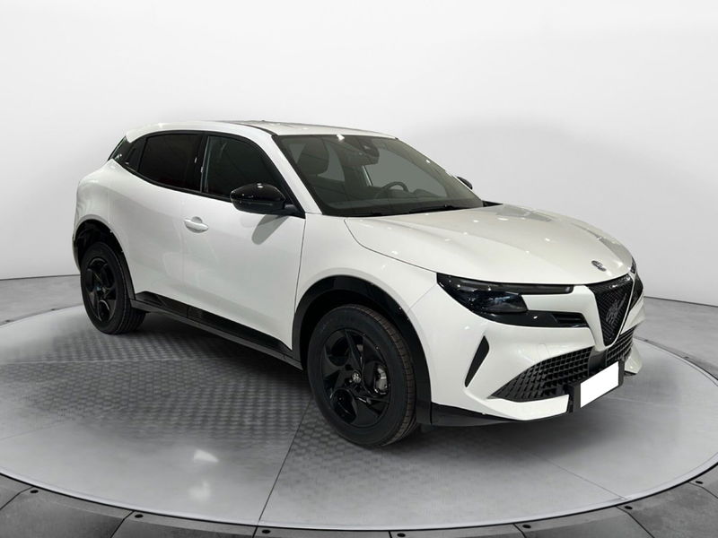 Alfa Romeo Junior 1.2 ibrida Speciale 145cv edct6 nuova a Ponsacco