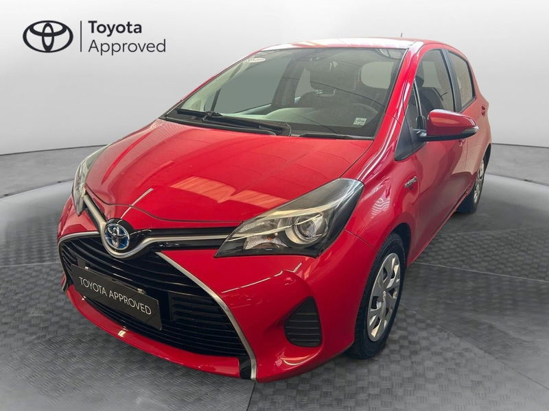 Toyota Yaris 1.5 Hybrid 5 porte Cool del 2016 usata a Treviglio