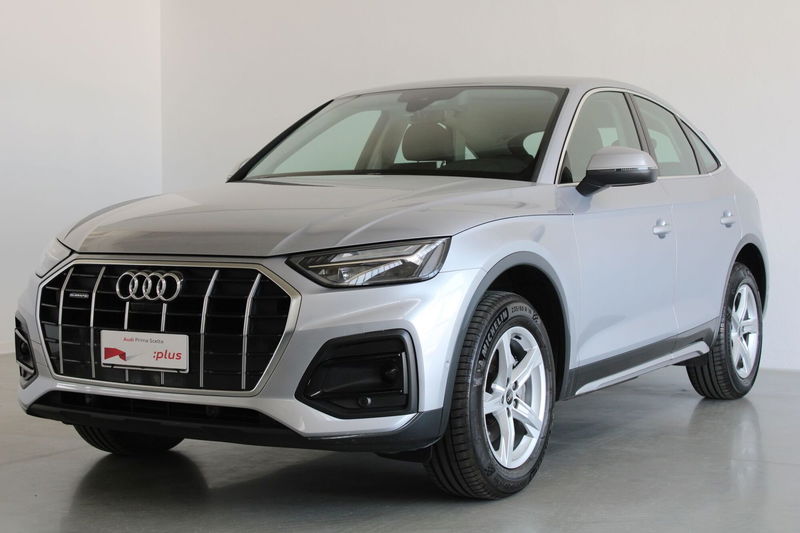 Audi Q5 40 TDI 204 CV quattro S tronic Business del 2022 usata a Favara