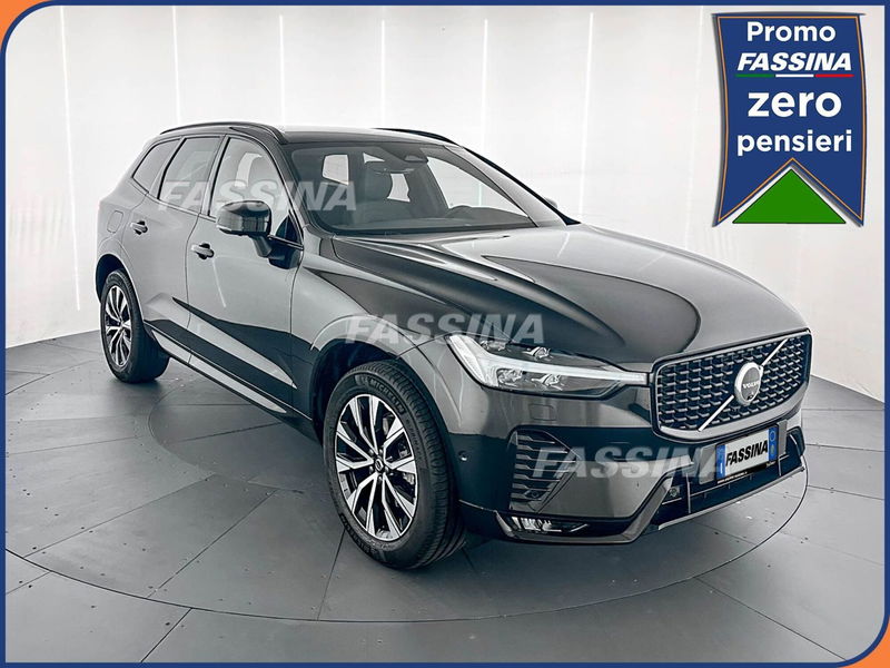 Volvo XC60 B5 AWD automatico Ultimate Dark del 2025 usata a Milano