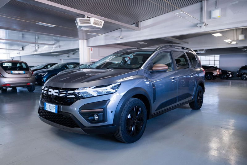 Dacia Jogger 1.6 hybrid Extreme 140cv del 2024 usata a Torino