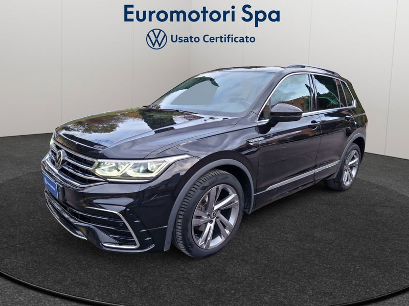 Volkswagen Tiguan Allspace 2.0 tdi R-Line 150cv dsg del 2020 usata a Monteriggioni