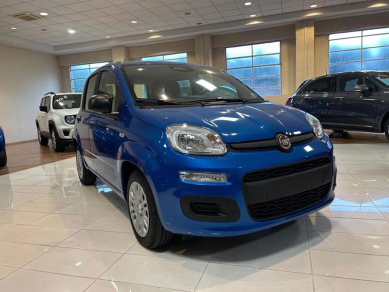 Fiat Panda 1.0 firefly hybrid s&s 70cv 5p.ti nuova a Vercelli