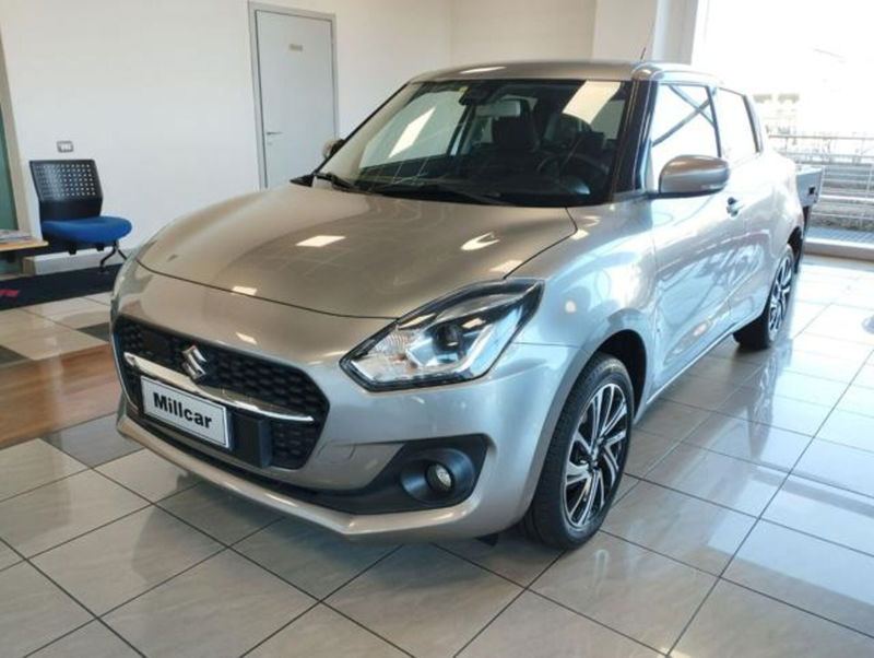 Suzuki Swift 1.2h Top 4wd allgrip del 2021 usata a Gazzada Schianno