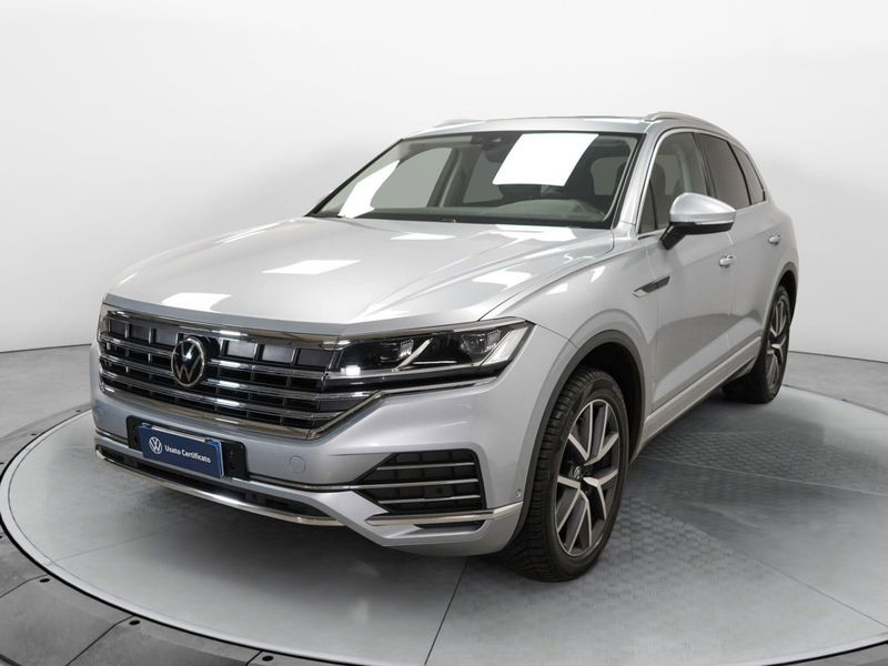 Volkswagen Touareg 3.0 V6 TDI SCR Elegance del 2023 usata a Carnago