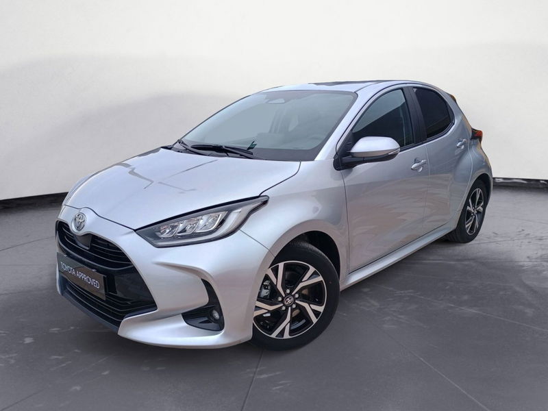 Toyota Yaris 1.5 Hybrid 5 porte Trend nuova a Reggio Calabria