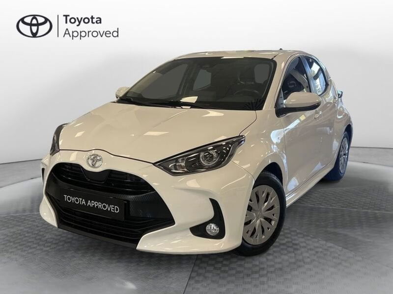 Toyota Yaris 1.0 5 porte Active del 2021 usata a Prato