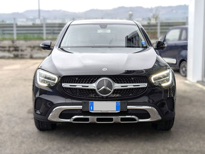 Mercedes-Benz GLC Coupé 220 d 4Matic Coupé Business del 2020 usata a Pescara
