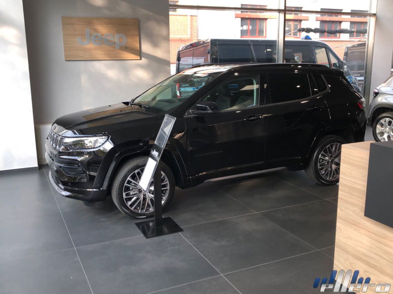 Jeep Compass 1.5 turbo t4 mhev Summit 2wd 130cv dct nuova a Mondovi'