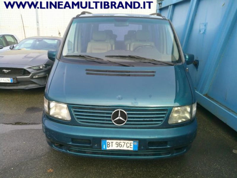 Mercedes-Benz Classe V 220 CDI cat Ambiente del 2001 usata a Piacenza