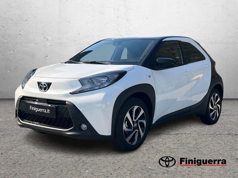 Toyota Aygo X 1.0 VVT-i 72 CV 5 porte Limited Air nuova a Civate