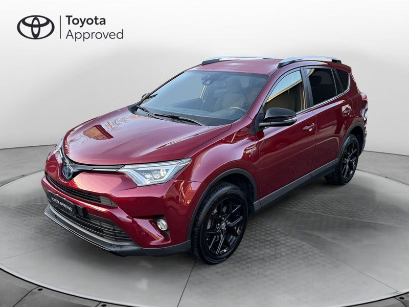 Toyota Rav4 Hybrid 4WD Lounge del 2018 usata a Como