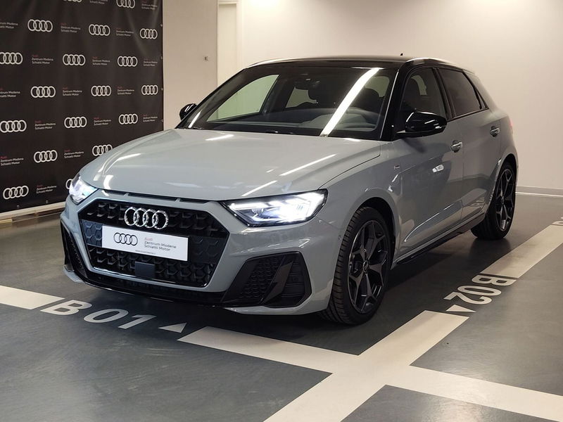 Audi A1 Sportback 30 TFSI S tronic Identity Black nuova a Modena