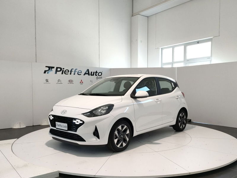 Hyundai i10 1.0 mpi Connectline 63cv nuova a L'Aquila