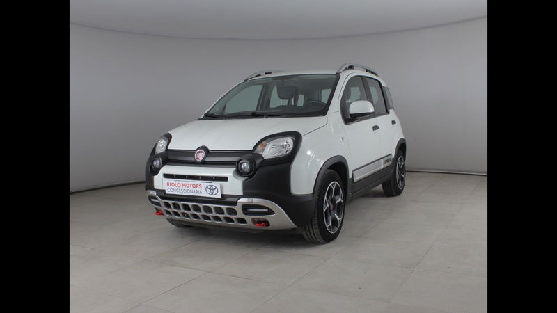 Fiat Panda Cross 1.0 firefly hybrid Cross s&s 70cv 5p.ti del 2021 usata a Palermo