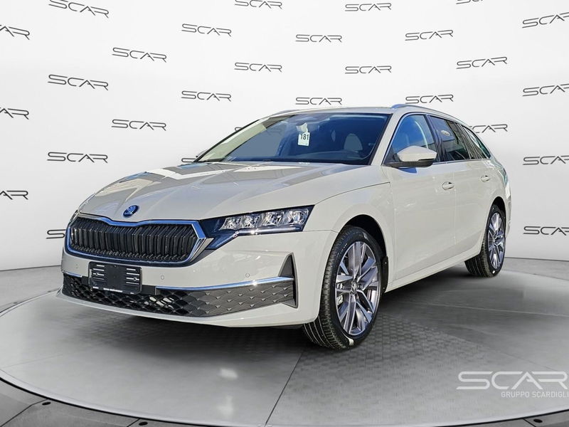 Skoda Octavia Station Wagon 1.5 tsi mhev Style 115cv dsg nuova a Livorno