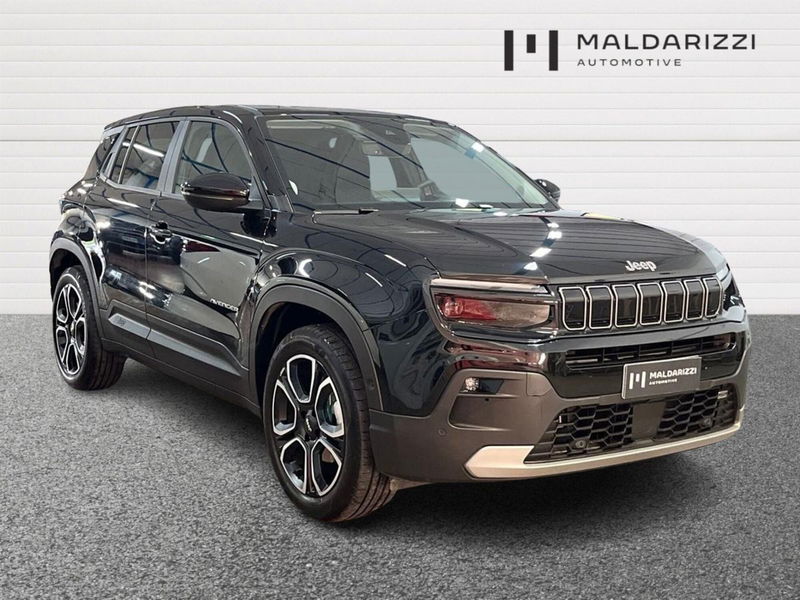 Jeep Avenger 1.2 turbo Summit fwd 100cv del 2023 usata a Matera