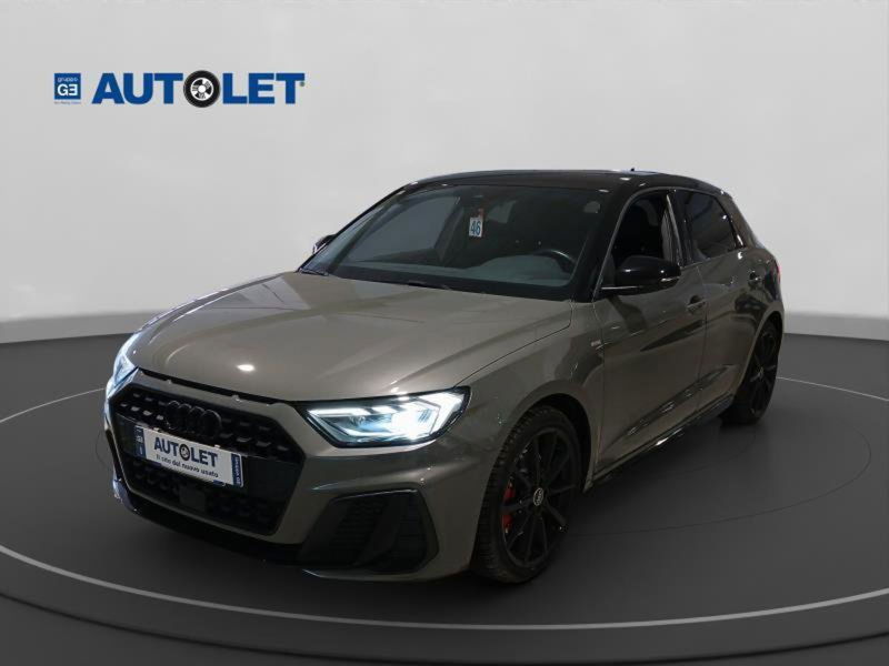 Audi A1 Sportback Sportback 30 1.0 tfsi Business 110cv s-tronic del 2023 usata a Genova