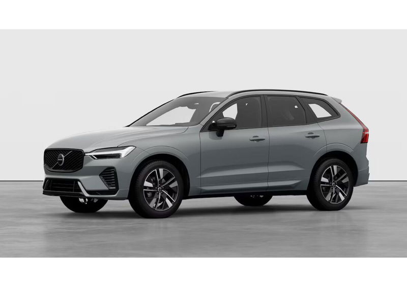 Volvo XC60 T6 Recharge AWD Plug-in Hybrid aut. Plus Dark nuova a Como