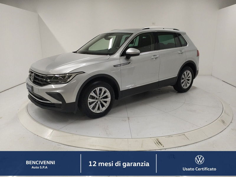 Volkswagen Tiguan 1.5 TSI ACT Life del 2021 usata a Lamezia Terme
