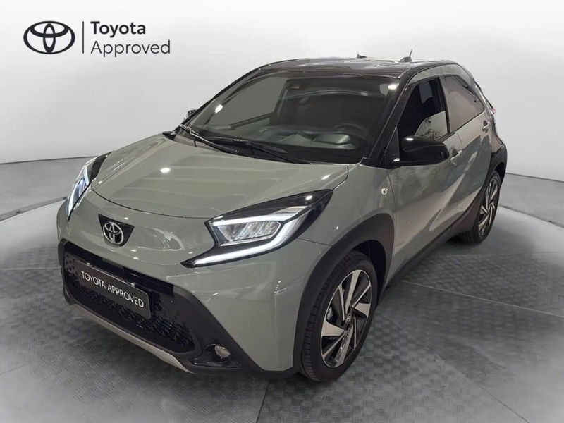 Toyota Aygo X 1.0 VVT-i 72 CV 5p. Undercover S-CVT del 2024 usata a Seriate