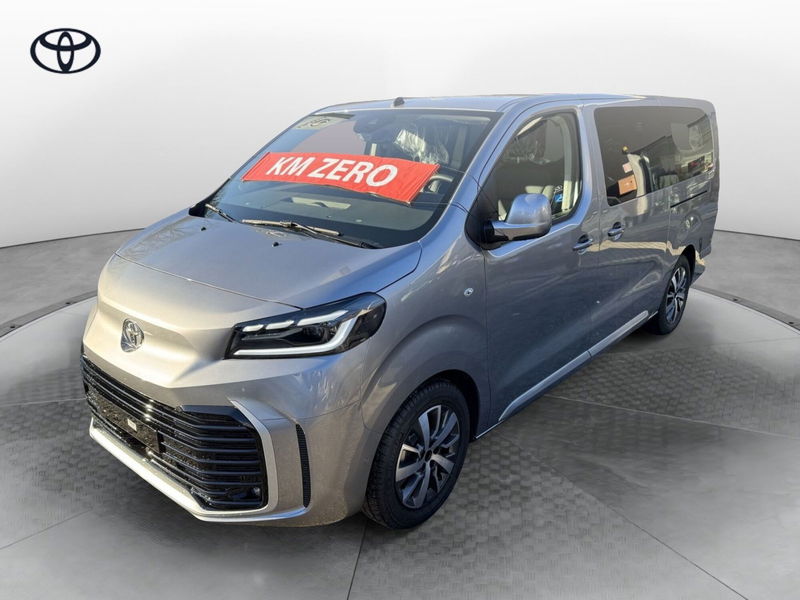 Toyota Proace Verso Verso 2.0D 177 CV L1 D Luxury nuova a Como