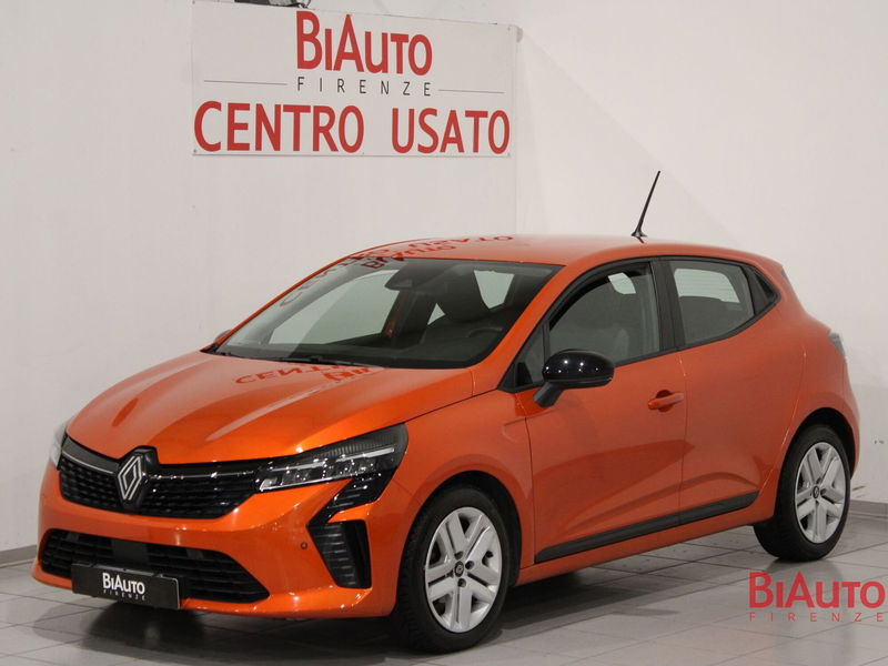 Renault Clio TCe 90 CV 5 porte Equilibre del 2024 usata a Sesto Fiorentino