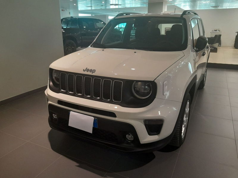 Jeep Renegade 1.5 turbo t4 mhev Altitude 2wd dct del 2024 usata