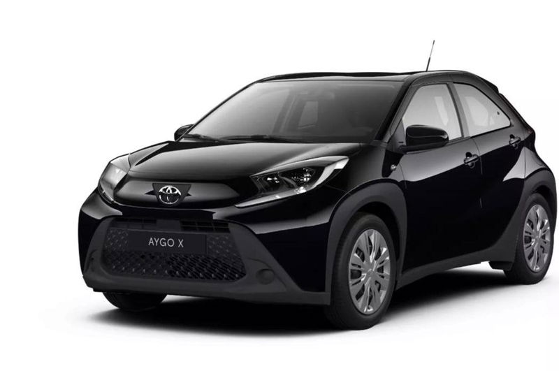Toyota Aygo X 1.0 VVT-i 72 CV 5 porte Limited S-CVT nuova a Milano