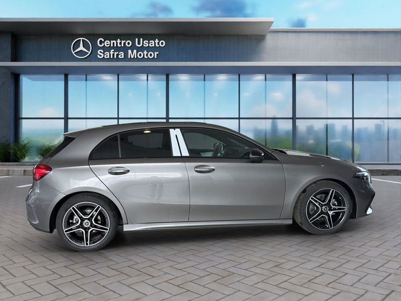 Mercedes-Benz Classe A 180 d Automatic Premium nuova a Rende