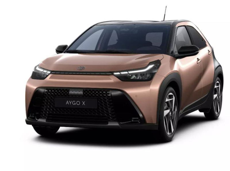 Toyota Aygo X 1.5 hybrid Premium e-cvt nuova a Sesto San Giovanni