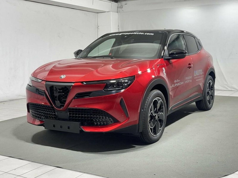 Alfa Romeo Junior elettrica Speciale 156cv del 2024 usata a Montagna in Valtellina